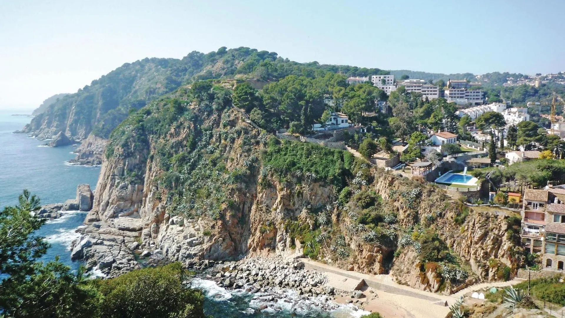 Cozy Apartment In Tossa De Mar With Kitchen